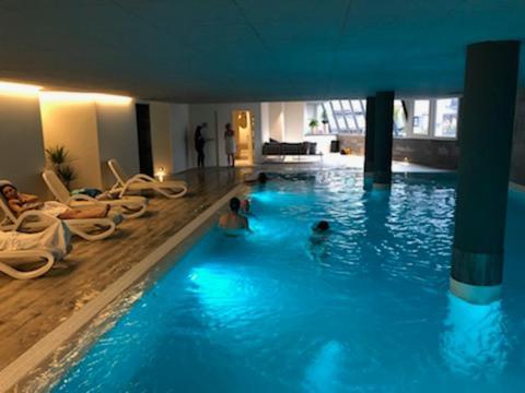 Appartement Prive Dans Residence Balneo Aladin Cauterets Kültér fotó